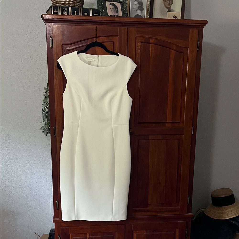 Ted Baker Pelagai Boatneck Sheath Midi Cap-Sleeved Dress in Ivory Worn Once - Picture 1 of 4